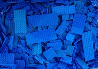 30 verschiedene LEGO® Platten gemischt in der Farbe blau