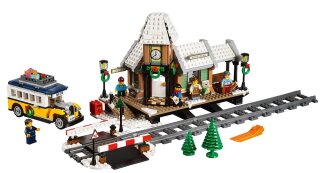LEGO® Creator Winterlicher Bahnhof 10259